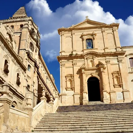 Cocciu D'amuri Netino Ferienhaus *